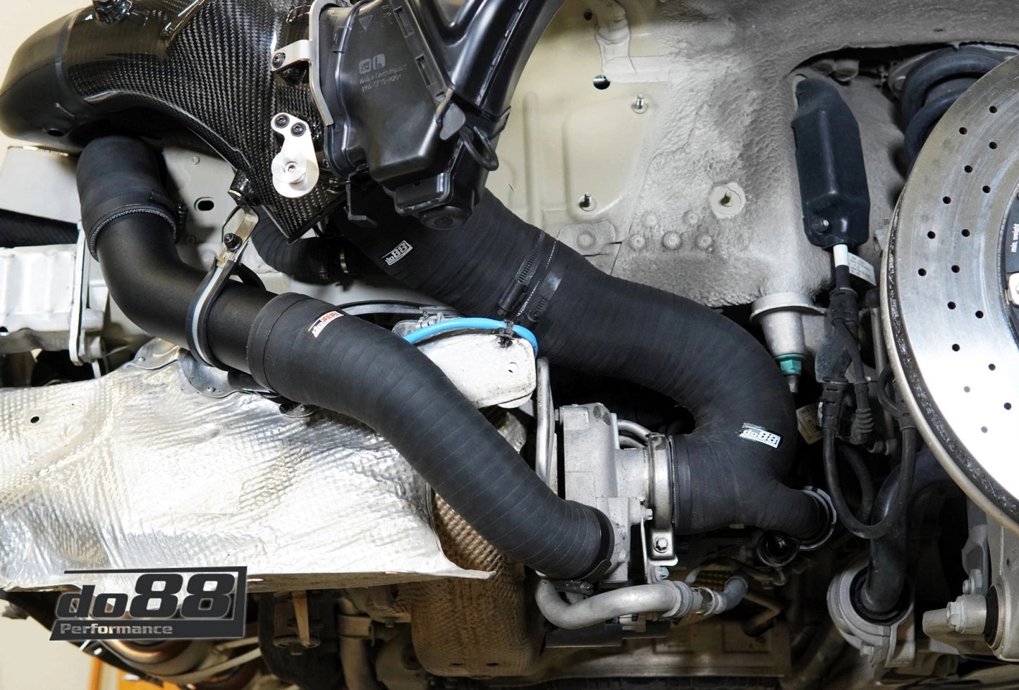 Kit admisión Do88 Porsche 911 Turbo (992) 80 mm de salida, con mangueras de entrada Turbo